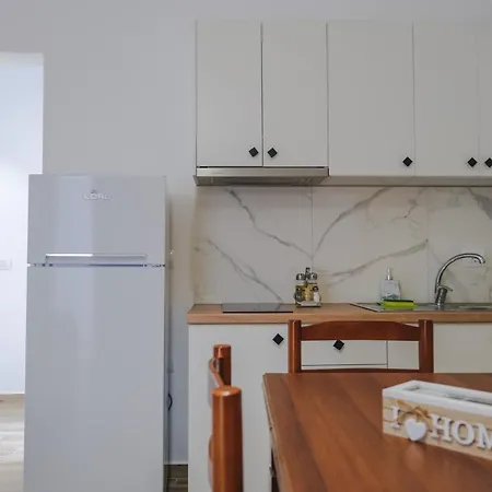 Apartment Rose Ksamil