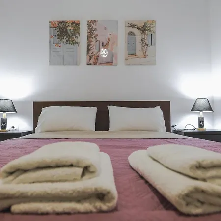Rose Apartment
