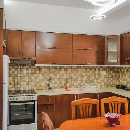 Apartament Rose *