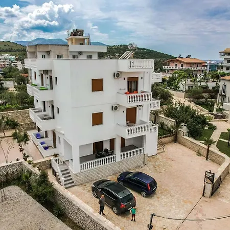 Apartament Rose *